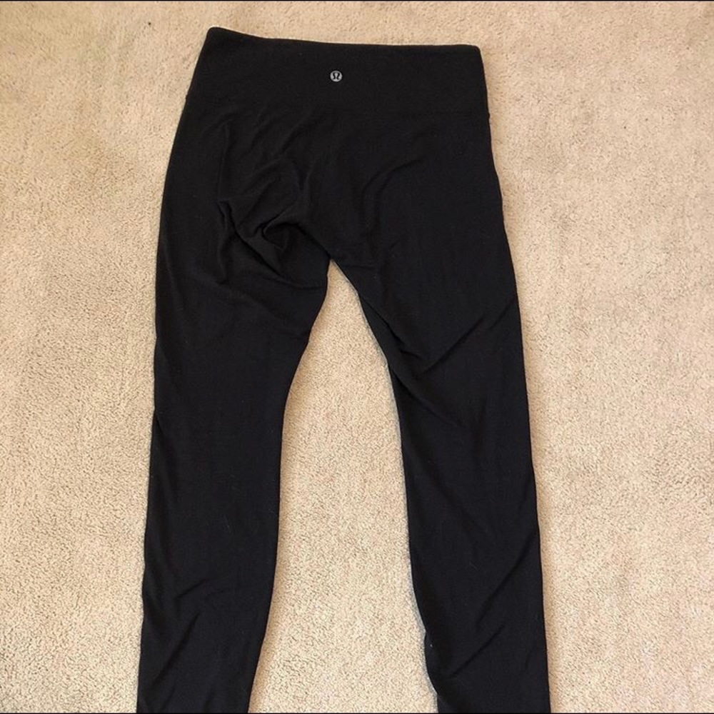 Lululemon black leggings!